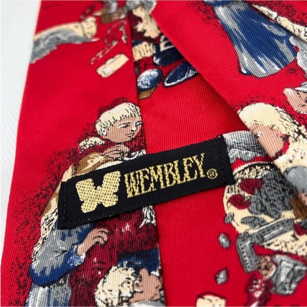 EUC Vintage Wembley Christmas Motif Tie - Picture 7 of 8